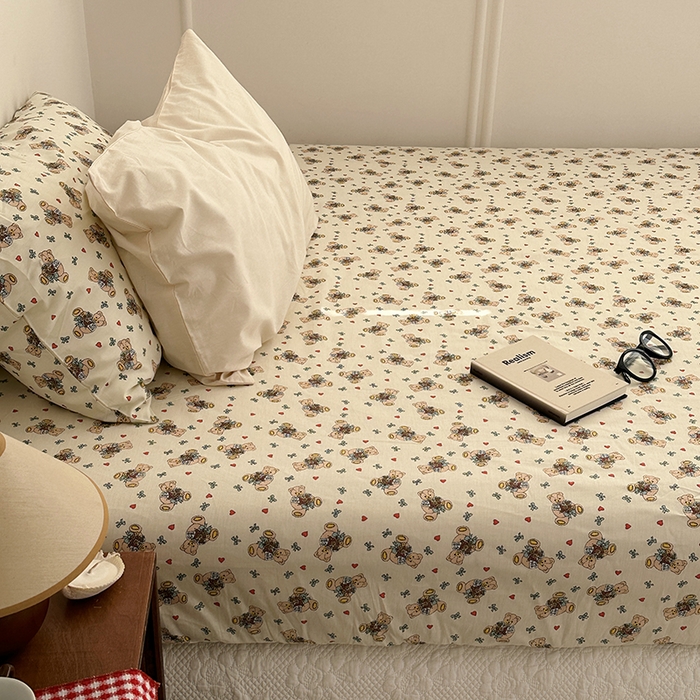 91家纺网 家纺一手货源 找家纺 尺素 2025新款ins风小红书系列单床笠 爱心小熊