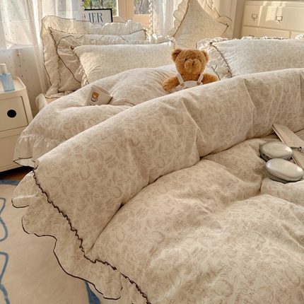 91家纺网 家纺一手货源 找家纺 （总）盼季家纺 2025新款公主风花边小清新水洗棉床上四件套床单被套床裙三件套-风格二