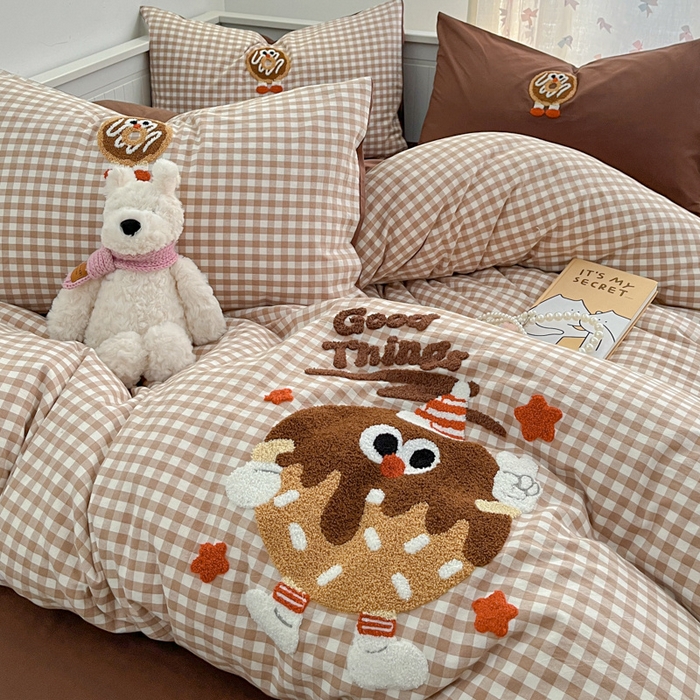 91家纺网 家纺一手货源 找家纺 呗旺鹿 2025新款A类全棉色织水洗棉毛巾绣系列四件套 甜甜圈