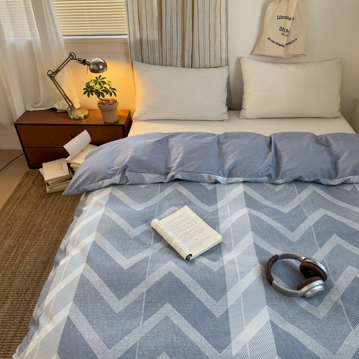 91家纺网 家纺一手货源 找家纺 清雅福2025全棉13372极简风四件套 平凡兰