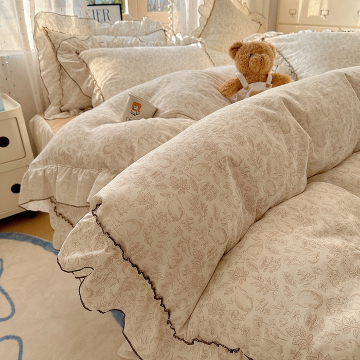 91家纺网 家纺一手货源 找家纺 盼季家纺 2025新款公主风花边小清新水洗棉床上四件套床单被套床裙三件套-风格二 兔兔密语