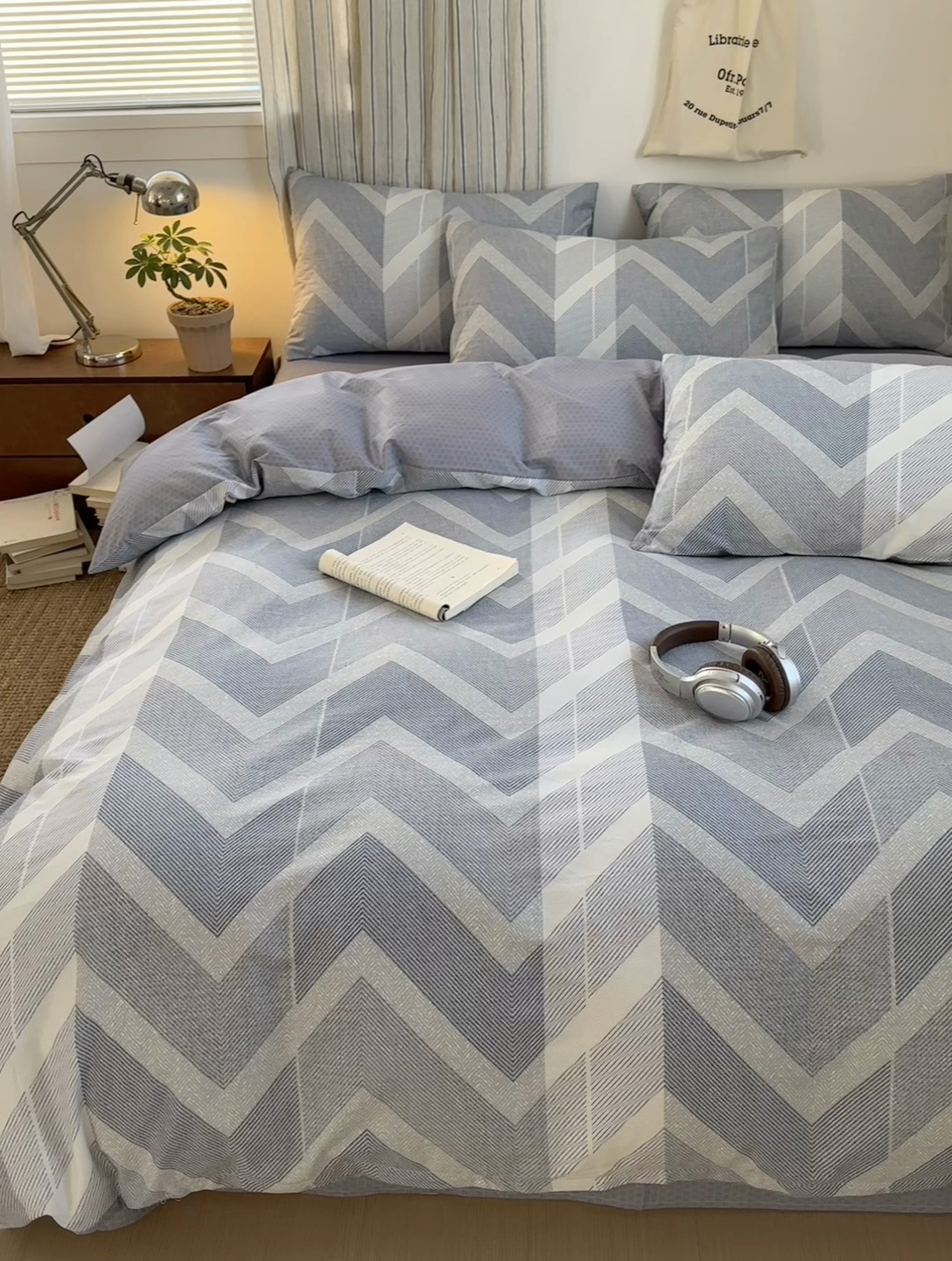 91家纺网 家纺一手货源 找家纺 清雅福2025全棉13372极简风四件套 平凡兰