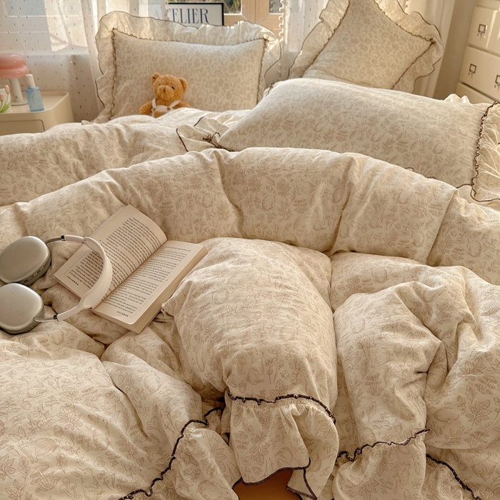 91家纺网 家纺一手货源 找家纺 盼季家纺 2025新款公主风花边小清新水洗棉床上四件套床单被套床裙三件套-风格二 兔兔密语