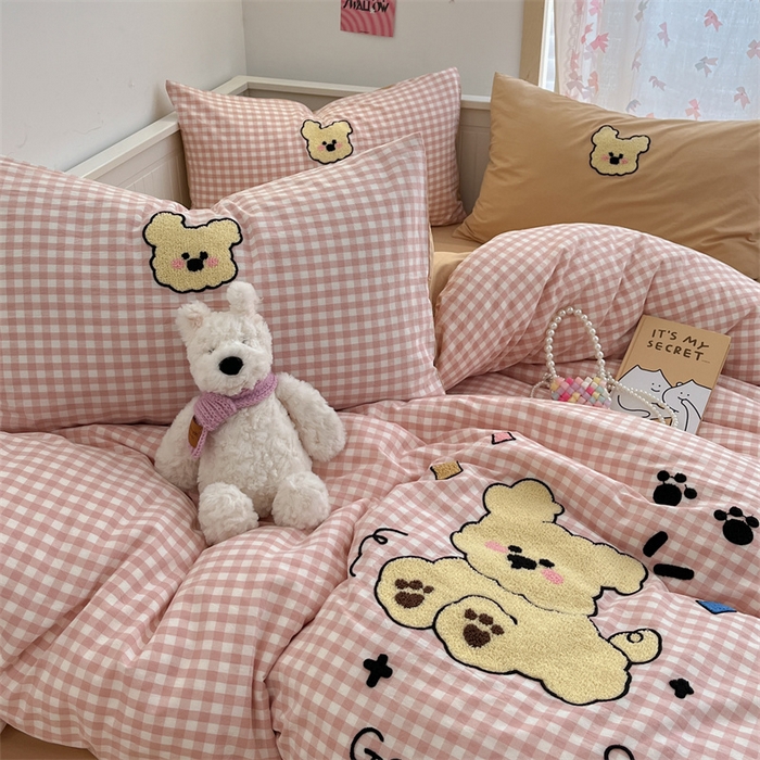 91家纺网 家纺一手货源 找家纺 呗旺鹿 2025新款A类全棉色织水洗棉毛巾绣系列四件套 跳跳狗