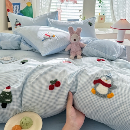 91家纺网 家纺一手货源 找家纺 （总）多品家纺 2025新款超柔水洗棉毛巾绣四件套-豆丁企鹅