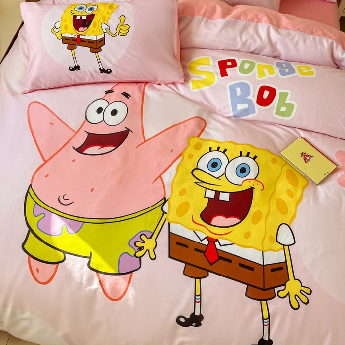 91家纺网 家纺一手货源 找家纺 金爱家纯棉数码印花系列四件套-海绵宝宝 棉D-粉粉海绵宝宝