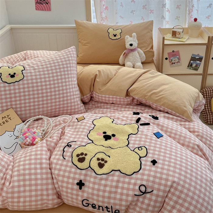 91家纺网 家纺一手货源 找家纺 呗旺鹿 2025新款A类全棉色织水洗棉毛巾绣系列四件套 跳跳狗