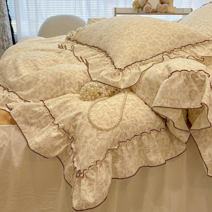 91家纺网 家纺一手货源 找家纺 盼季家纺 2025新款公主风花边小清新水洗棉床上四件套床单被套床裙三件套-风格一 兔兔蜜语