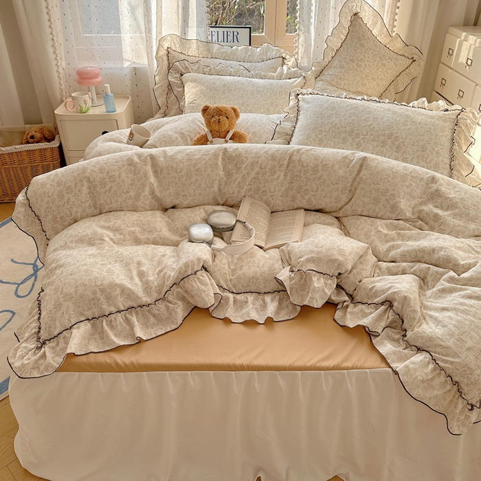 91家纺网 家纺一手货源 找家纺 盼季家纺 2025新款公主风花边小清新水洗棉床上四件套床单被套床裙三件套-风格二 兔兔密语