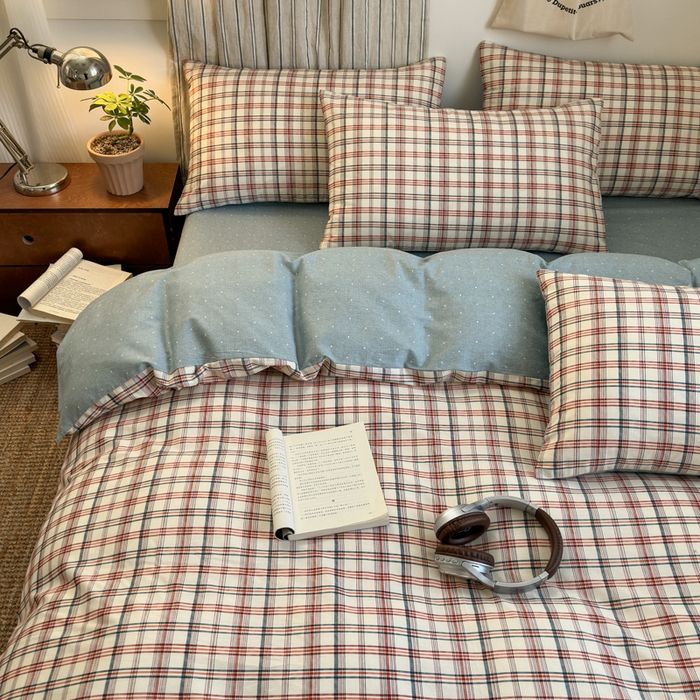 91家纺网 家纺一手货源 找家纺 清雅福2025全棉13372极简风四件套 绯羽格-红