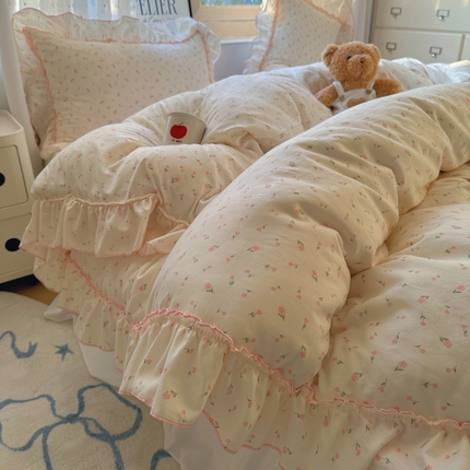 91家纺网 家纺一手货源 找家纺 盼季家纺 2025新款公主风花边小清新水洗棉床上四件套床单被套床裙三件套-风格二 花满春