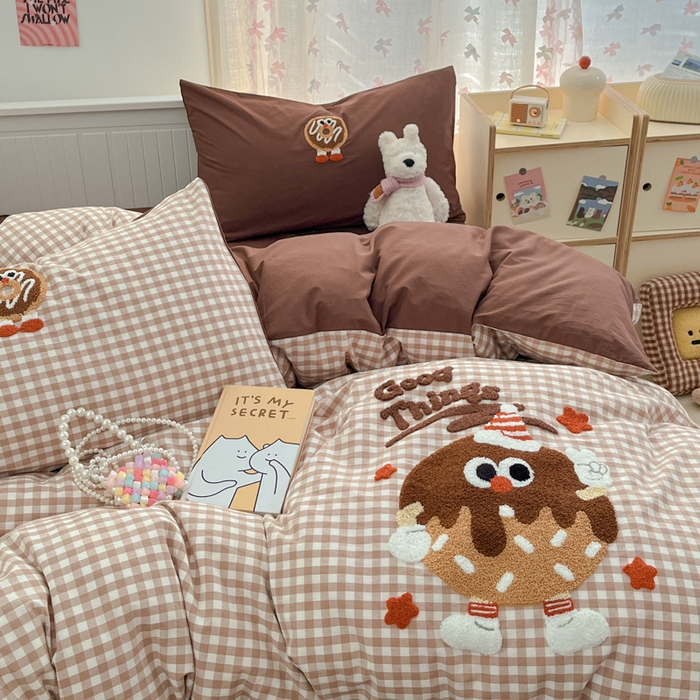 91家纺网 家纺一手货源 找家纺 呗旺鹿 2025新款A类全棉色织水洗棉毛巾绣系列四件套 甜甜圈