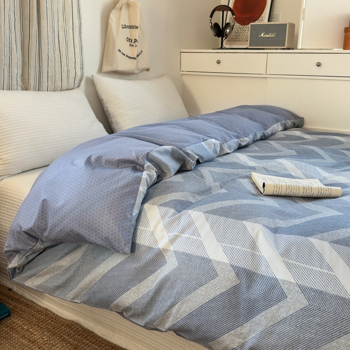 91家纺网 家纺一手货源 找家纺 清雅福2025全棉13372极简风四件套 平凡兰