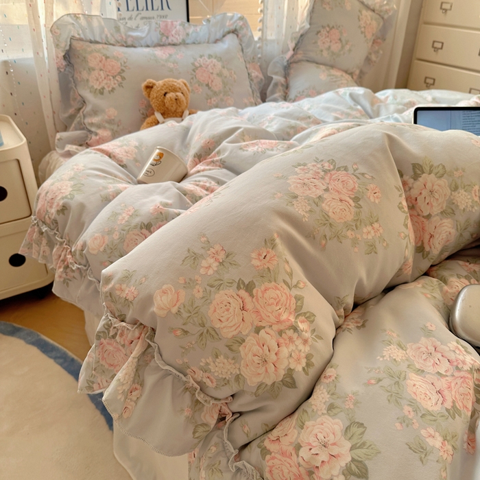 91家纺网 家纺一手货源 找家纺 盼季家纺 2025新款公主风花边小清新水洗棉床上四件套床单被套床裙三件套-风格二 花丛