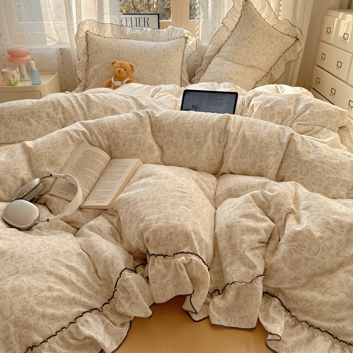 91家纺网 家纺一手货源 找家纺 盼季家纺 2025新款公主风花边小清新水洗棉床上四件套床单被套床裙三件套-风格二 兔兔密语