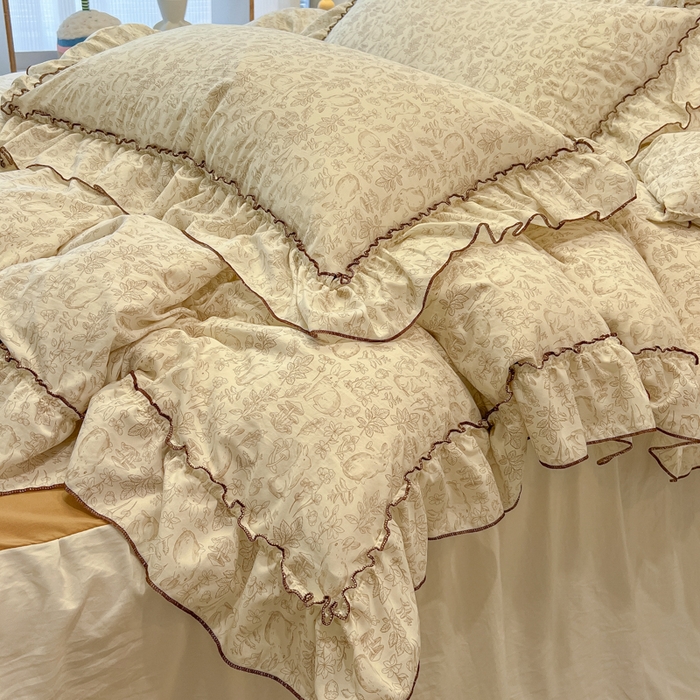 91家纺网 家纺一手货源 找家纺 盼季家纺 2025新款公主风花边小清新水洗棉床上四件套床单被套床裙三件套-风格一 兔兔蜜语