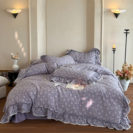 91家纺网 家纺一手货源 找家纺 （总）多乐娜 2025新款轻法式纯棉双层纱韩版印花花边四件套工艺款ykk拉链配收纳包