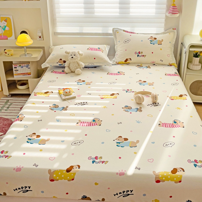 91家纺网 家纺一手货源 找家纺 春雨家居 2025新款春夏卡通印花全棉单床笠 童趣蜜歌