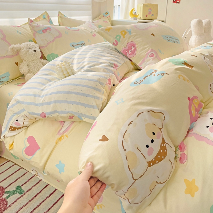 91家纺网 家纺一手货源 找家纺 春雨家居 2025新款春夏卡通印花全棉四件套 萌趣乐园