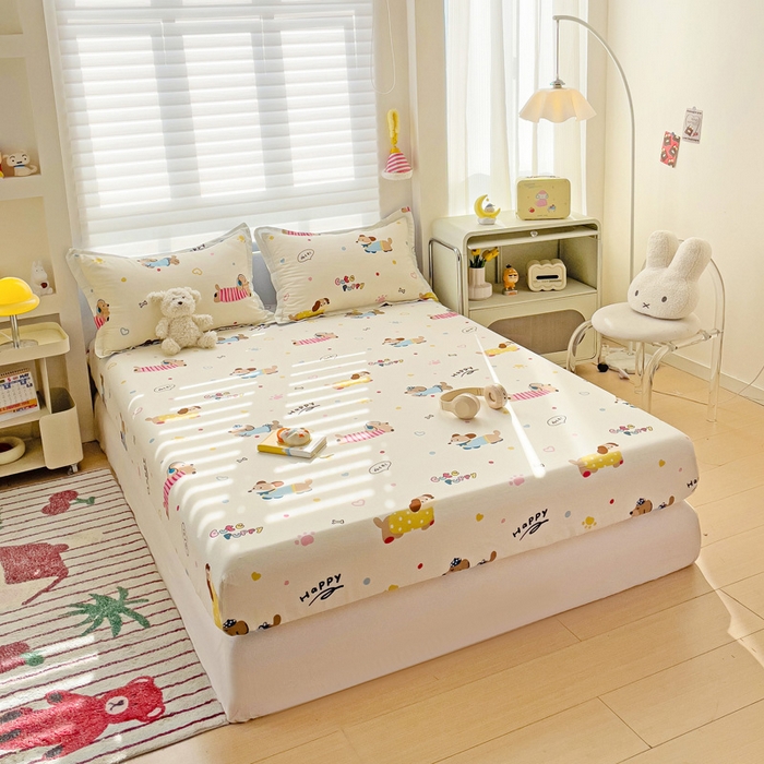 91家纺网 家纺一手货源 找家纺 春雨家居 2025新款春夏卡通印花全棉单床笠 童趣蜜歌