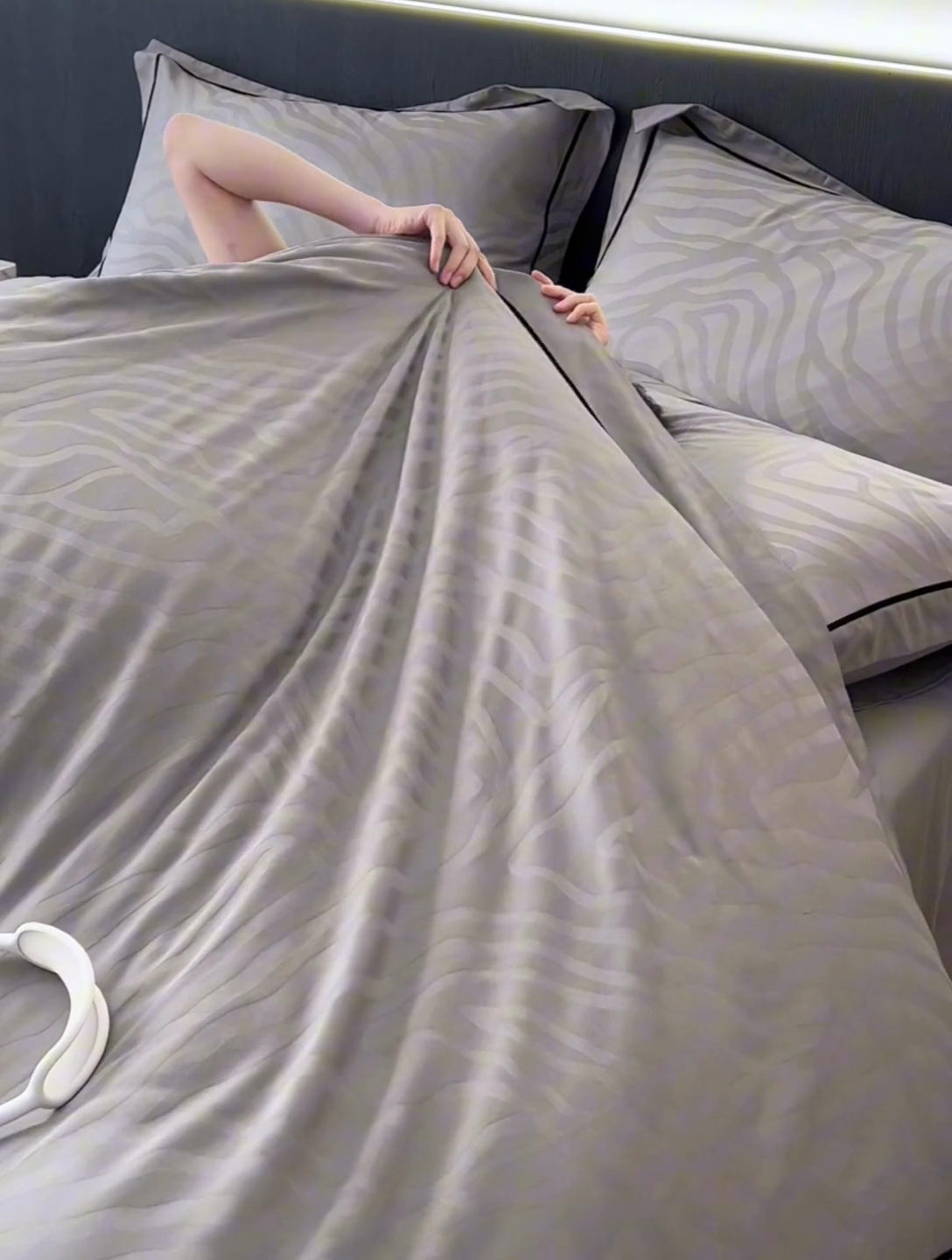 91家纺网 家纺一手货源 找家纺 （总）三朵全棉60S贡缎长绒棉大提花四件套-花序系列