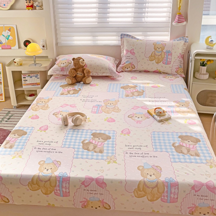 91家纺网 家纺一手货源 找家纺 春雨家居 2025新款春夏卡通印花全棉单床笠 甜甜心事