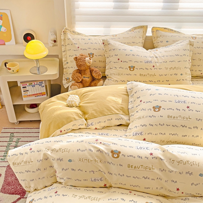 91家纺网 家纺一手货源 找家纺 春雨家居 2025新款春夏卡通印花全棉单被套 红星小熊