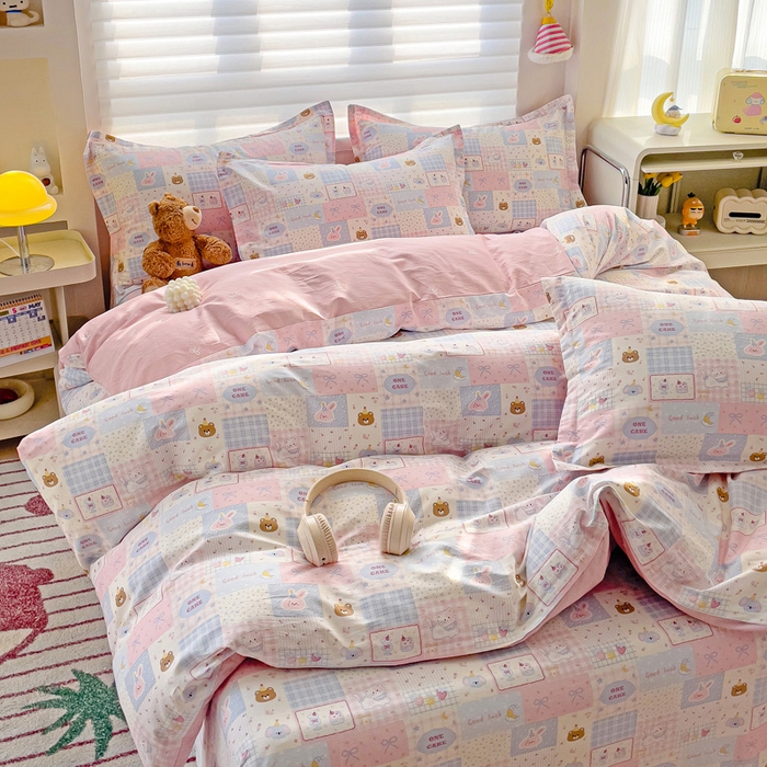 91家纺网 家纺一手货源 找家纺 春雨家居 2025新款春夏卡通印花全棉单被套 甜心乐园