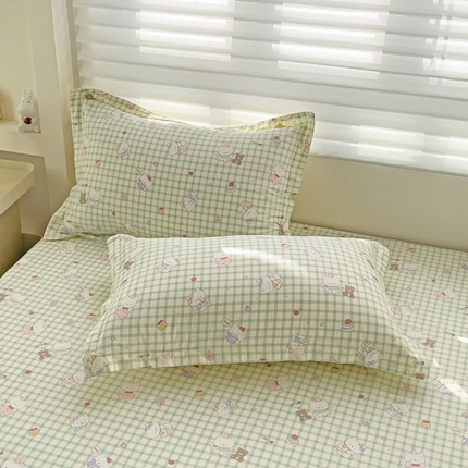 春雨家居 2025新款春夏卡通印花全棉单枕套 6.甜美梦境-绿
