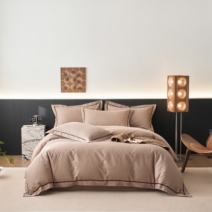 91家纺网 家纺一手货源 找家纺 三朵全棉60S贡缎长绒棉大提花四件套-格趣系列 格趣-拿铁