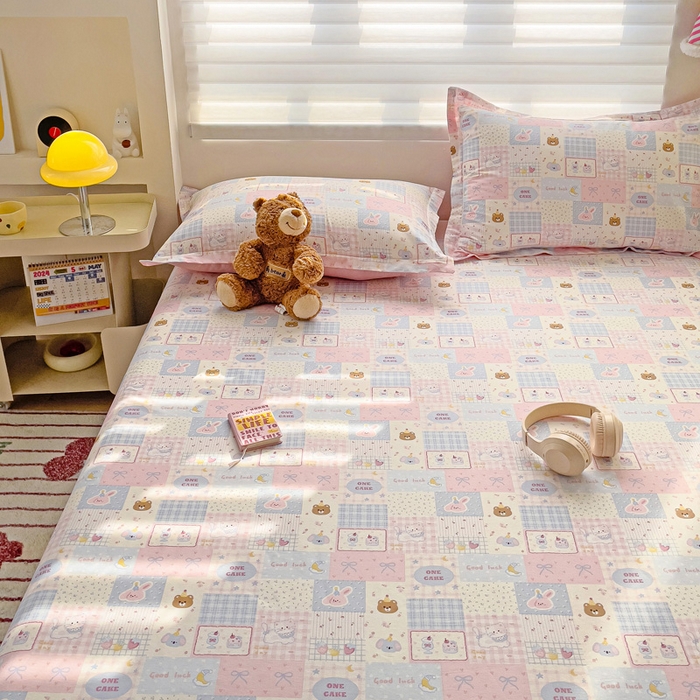 91家纺网 家纺一手货源 找家纺 春雨家居 2025新款春夏卡通印花全棉单床单 甜心乐园