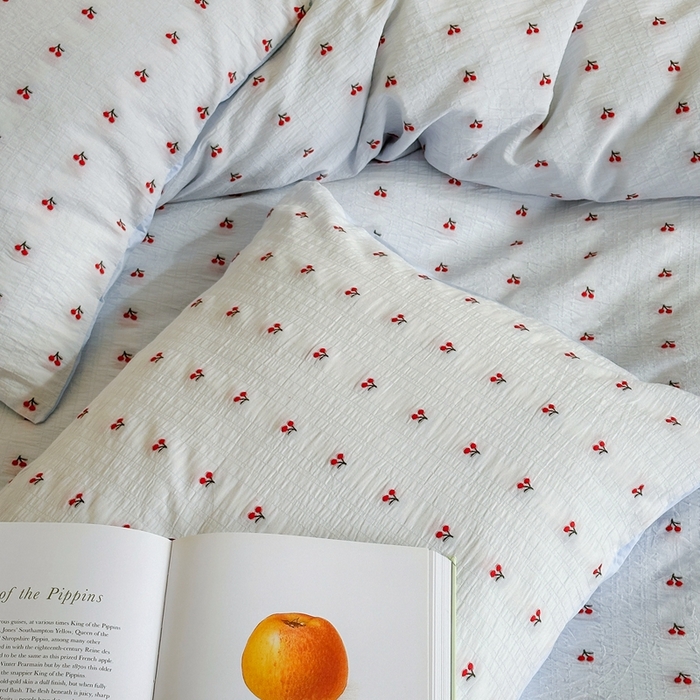 91家纺网 家纺一手货源 找家纺 云上  2025新款小樱桃大提花水洗棉四件套 樱桃-蓝