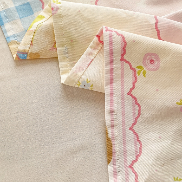 91家纺网 家纺一手货源 找家纺 春雨家居 2025新款春夏卡通印花全棉单床单 甜甜心事