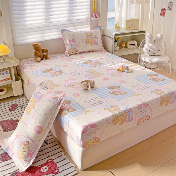 91家纺网 家纺一手货源 找家纺 春雨家居 2025新款春夏卡通印花全棉单床笠 甜甜心事