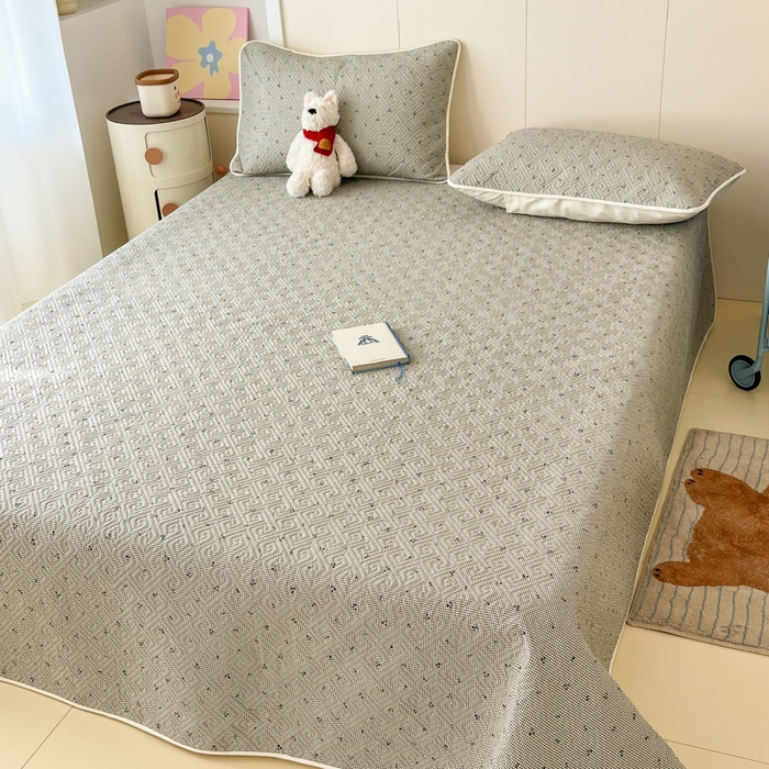 91家纺网 家纺一手货源 找家纺 菲梵家纺2024新款全棉印花夹棉床盖三件套提供买家秀 黑格樱桃