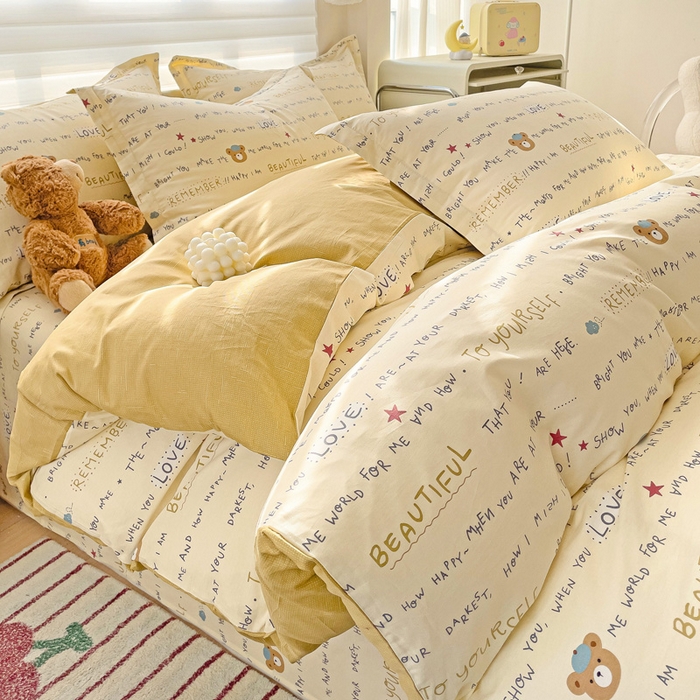 91家纺网 家纺一手货源 找家纺 春雨家居 2025新款春夏卡通印花全棉四件套 红星小熊