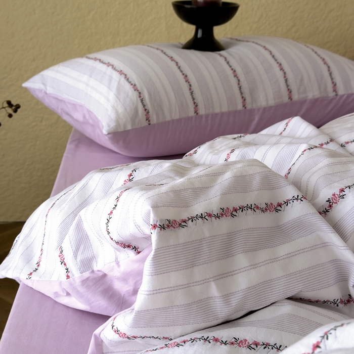 91家纺网 家纺一手货源 找家纺 琪格格纺织 2025新款纯棉韩式小清新田园大提花清新四件套 小花园-紫