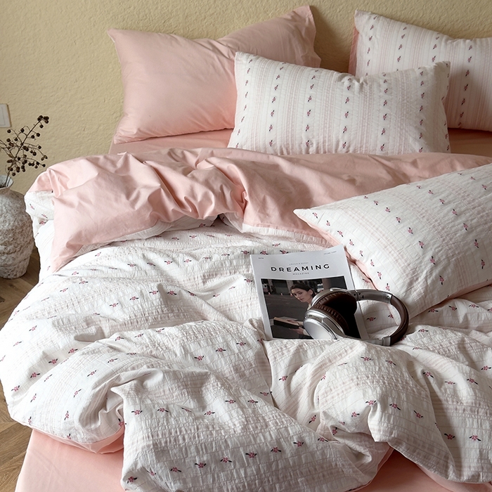 91家纺网 家纺一手货源 找家纺 琪格格纺织 2025新款纯棉韩式小清新田园大提花清新四件套 小花园-粉