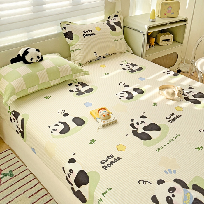 91家纺网 家纺一手货源 找家纺 春雨家居 2025新款春夏卡通印花全棉单床笠 小熊猫