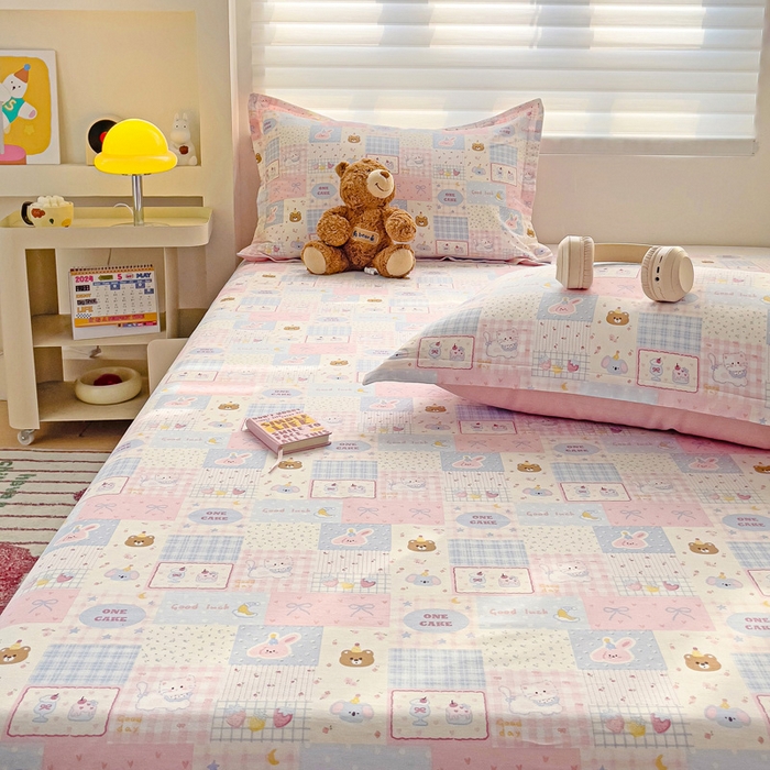 91家纺网 家纺一手货源 找家纺 春雨家居 2025新款春夏卡通印花全棉单床单 甜心乐园