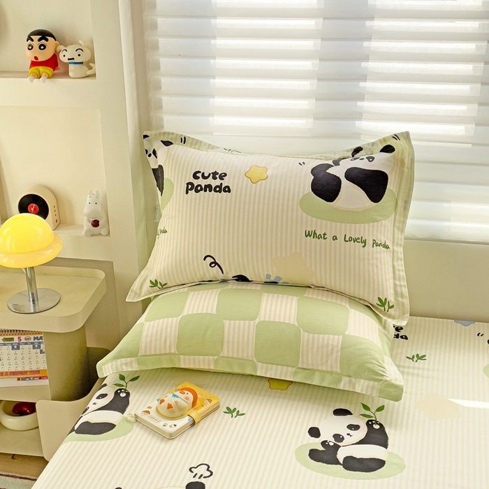 91家纺网 家纺一手货源 找家纺 春雨家居 2025新款春夏卡通印花全棉单枕套 1.小熊猫