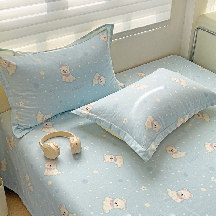 91家纺网 家纺一手货源 找家纺 春雨家居 2025新款春夏卡通印花全棉单枕套 9.蓝色泡芙狗