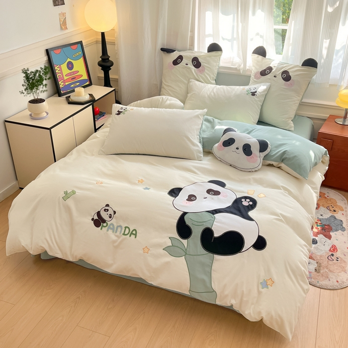 91家纺网 家纺一手货源 找家纺 博雅 2025新款全棉贴布绣卡通四件套 绣花款-运动熊猫