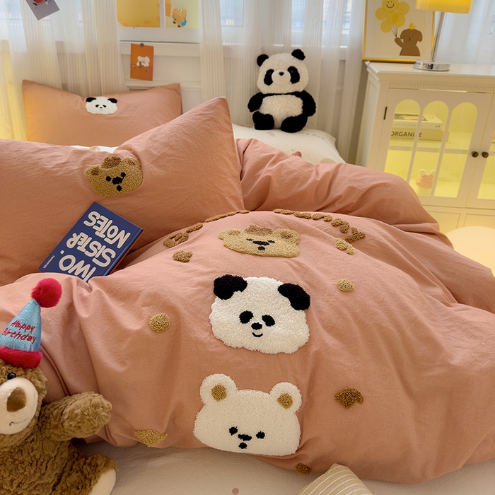 91家纺网 家纺一手货源 找家纺 颜选 2025新款水洗棉毛巾绣四件套 樱桃·小熊