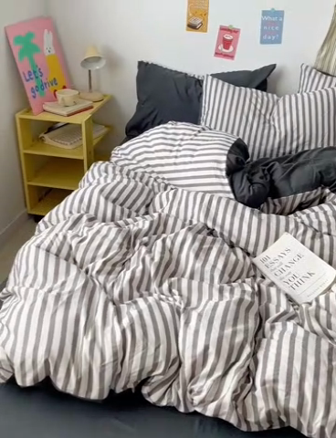 91家纺网 家纺一手货源 找家纺 卡斯诺家纺馆 2025新款水洗云朵棉四件套【下载文件夹包含买家秀】 甜辣风-深灰条