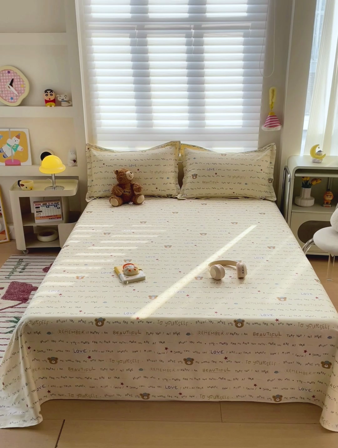 91家纺网 家纺一手货源 找家纺 春雨家居 2025新款春夏卡通印花全棉单床单 红星小熊