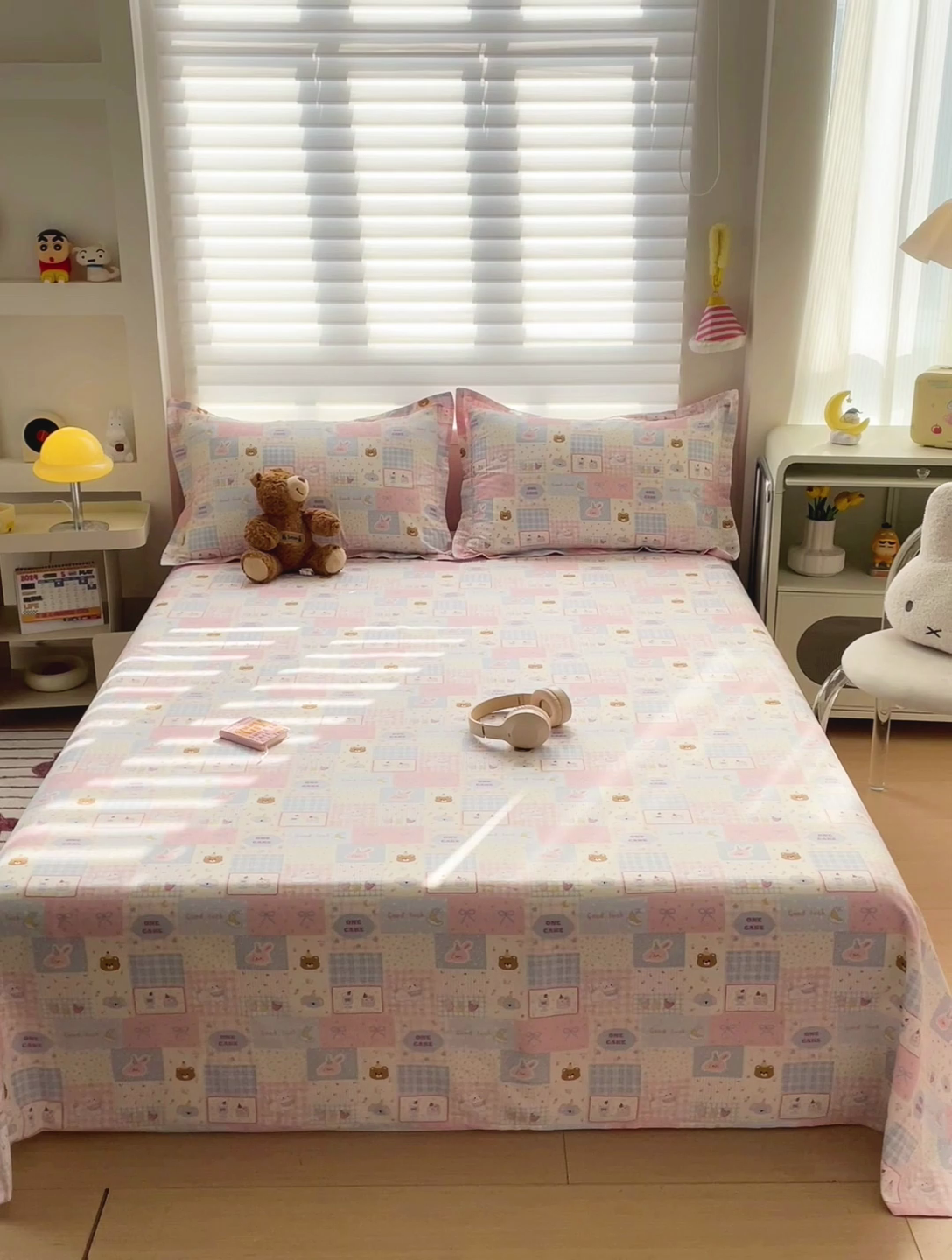 91家纺网 家纺一手货源 找家纺 春雨家居 2025新款春夏卡通印花全棉单床单 甜心乐园