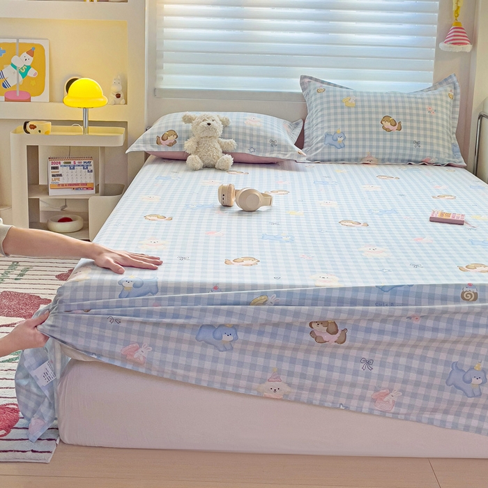 91家纺网 家纺一手货源 找家纺 春雨家居 2025新款春夏卡通印花全棉单床单 星星发夹狗