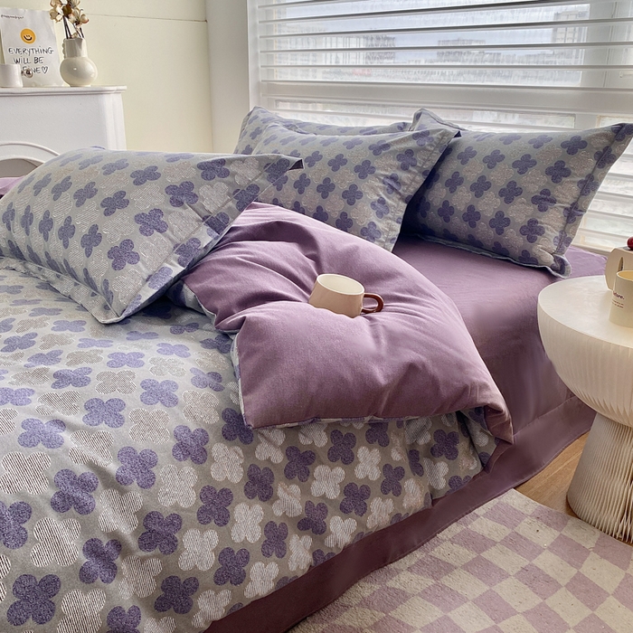 91家纺网 家纺一手货源 找家纺 大吉  2024新款加厚喷气全棉磨毛被套 幸运草