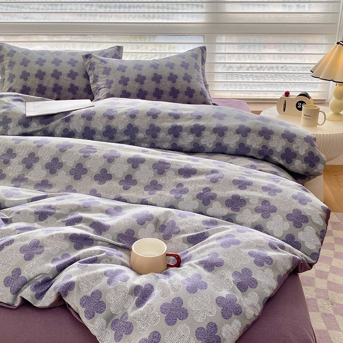 91家纺网 家纺一手货源 找家纺 大吉  2024新款加厚喷气全棉磨毛被套 幸运草